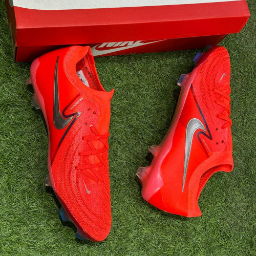 NIKE GUAYO 42
