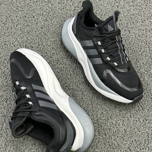 ADIDAS HYBRID