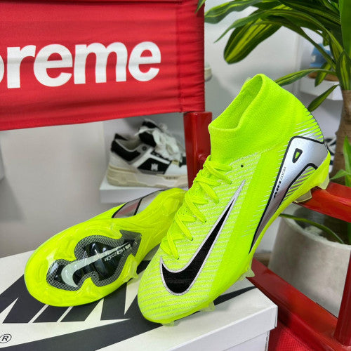 NIKE MERCURIAL GUAYO 42 VERDE / GRIS